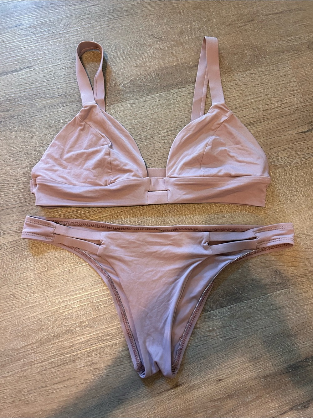 Vitamin A Bikini Set Womens Size M Blush Pink Solid Bralette Hipster 2pc